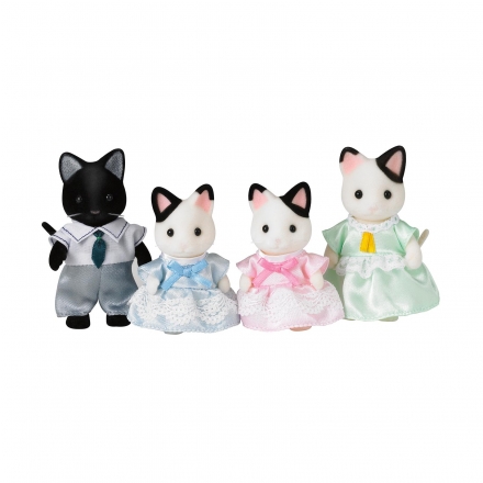 Набор Sylvanian «Семья чёрно-белых котов»