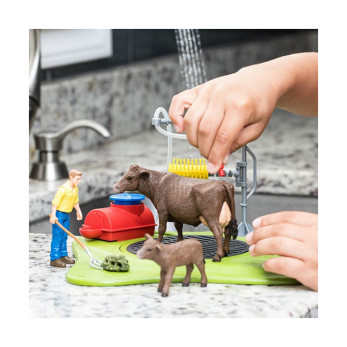 Набор Schleich Весёлая мойка для коровы