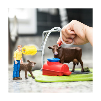 Набор Schleich Весёлая мойка для коровы